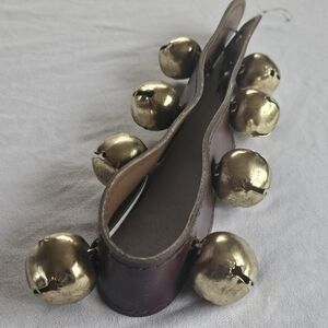 Reindeer Sleigh Bells Christmas Holiday Decor Door Hanger